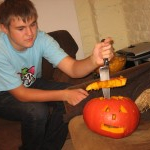 Den Kürbisköpfen an der Kragen